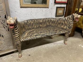 Malovaná,řezbovaná sofa Malovaná,řezbovaná sofa